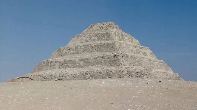Nejstarší egyptská pyramida je po 14 letech znovu přístupná