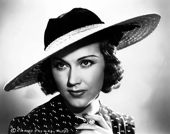 Fay Wray's Gallery - Victoria Riskin