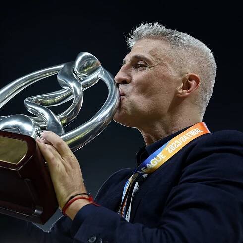 Crespo hails underdogs Al-Ain after Asian Champions League success