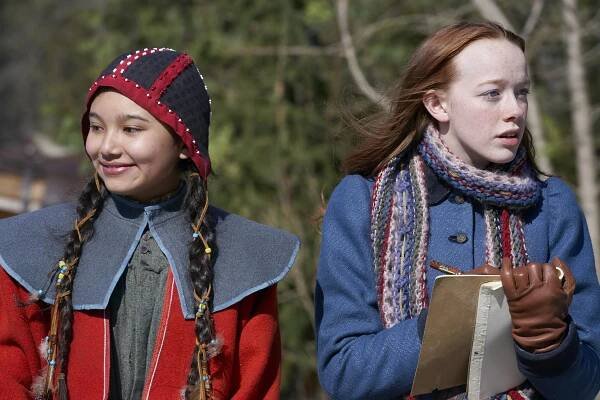 Anne s E na konci - Tajemství, jež jsem toužila rozluštit - Z filmu - Kiawentiio, Amybeth McNulty