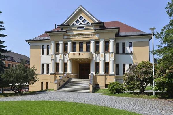 Divadlo J. K. Tyla, Červený Kostelec - Divadlo - Kladské pomezí - Červený Kostelec
