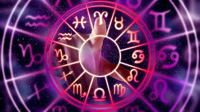Týdenní horoskop od 28. dubna do 4. května: Býci pocítí příval energie, Štíři se ponoří do hlubokých emocí