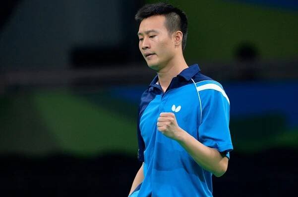 Jang Wang potvrdil úlohu favorita a postúpil do druhého kola