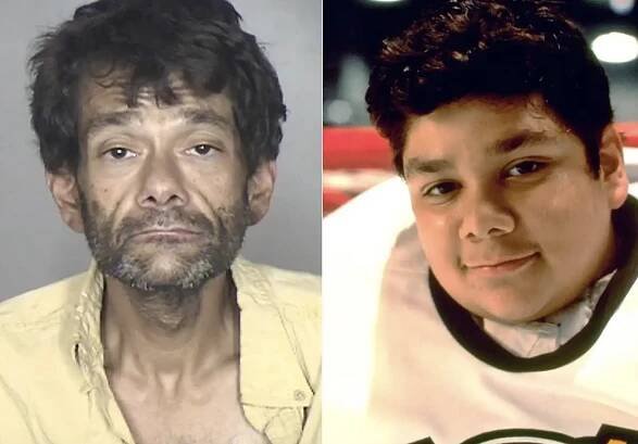 Shaun Weiss, vlevo policejní fotografie, vpravo záběr z filmu Šampióni