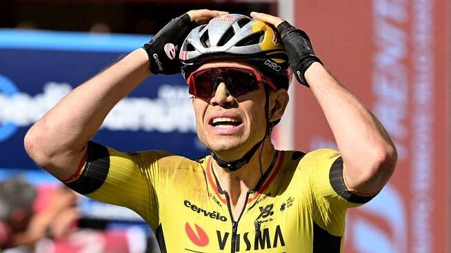Vacek na Giru bojoval o vítězství, nakonec mu došly síly. Slaví Van Aert - Sport.cz