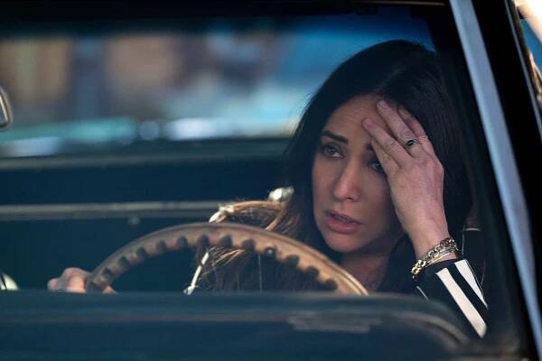 Bude líp - Mobil Ripa Taylora - Z filmu - Pamela Adlon