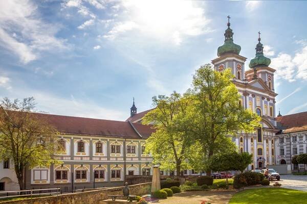 Golfclub Stiftland e.V. – Golfen am Mittelpunkt Europas