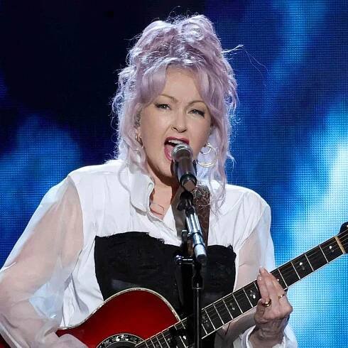 Cyndi Lauper Performs Her Farewell Concert in New York, Plus Katy Perry, Eva Longoria and More