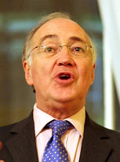 Soubor:Michael Howard (cropped).jpg