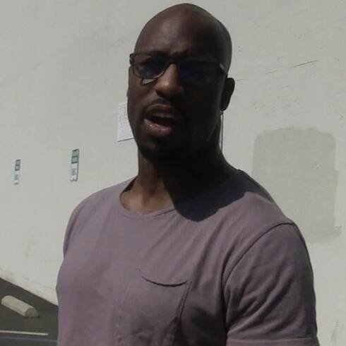 Vernon Davis 'Probably Would've Opted Out' of 2020 NFL Season Over COVID