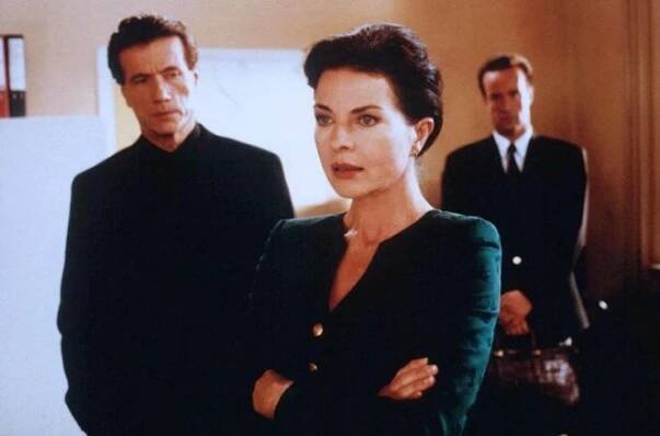 Virus 2000 - Z filmu - Jürgen Prochnow, Gudrun Landgrebe
