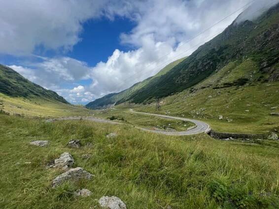 Moto trip Rumunsko - 2. DÍL - Transalpina a Medvědi! - Biker Boyz Garage