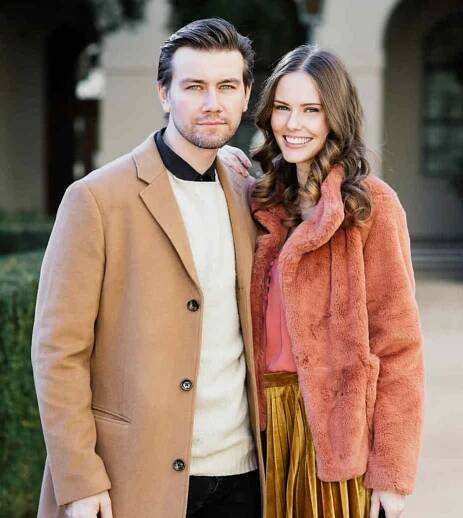Torrance Coombs Biography, Age, Height, Weight, Girlfriend - mrDustBin