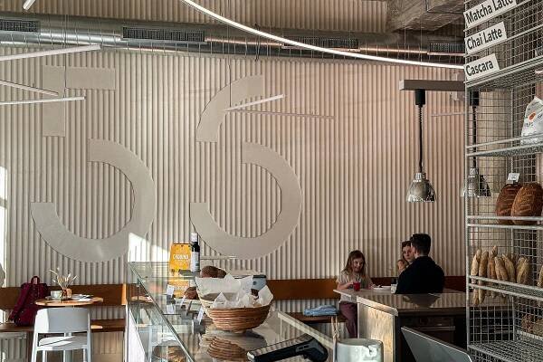 Bistro 56 v Ostravě oživuje pekařské řemeslo. Chystá i kurzy pro veřejnost
