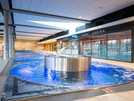 Aquacentrum Vrchlabí - info, fotky i ceny | www.spindleruv-mlyn.com | Špindlerův-Mlýn.com