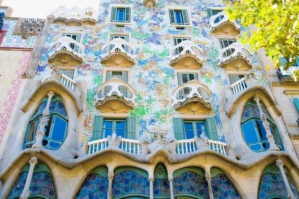 Blázen nebo génius? Antoni Gaudí, mistr katalánského modernismu, by oslavil 115. narozeniny
