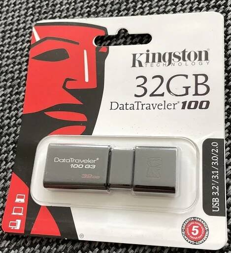 Kingston DataTraveler 100 G3 32GB Flash Disk - Elektro