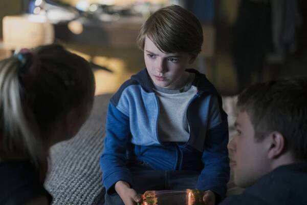 Zámek a klíč - Koruna stínů (S01E10) (2020)