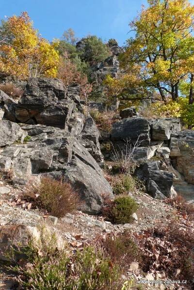 Naučná stezka Drbákov – Albertovy skály ve středním Povltaví
