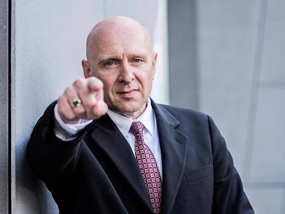 Vladimír Dzuro: zatýkal válečné zločince, teď přijíždí na právnickou fakultu