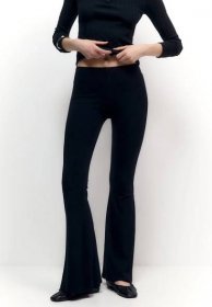 PULL&BEAR - Stretch bell bottom trousers - Kalhoty - black, Zvětšit