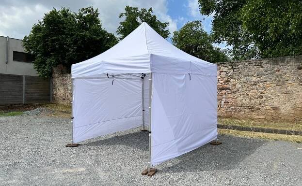 Pronájem party stanů 3x3 m Praha, Slivenec Pivní Maják • Firmy.cz