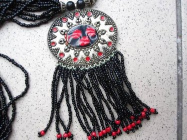 Pěkný korálkový náhrdelník - "indiánský" - Šperky a hodinky