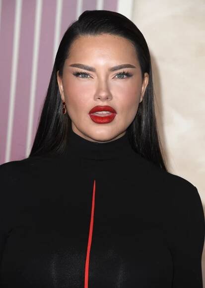 Adriana Lima a její poporodní proměny: 7 běžných změn, kterým čelí nové maminky - Strana 4 z 7 - WN24.cz - World News 24