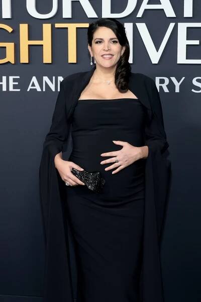 SNL Alum Cecily Strong Flaunts Baby Bump on Red Carpet