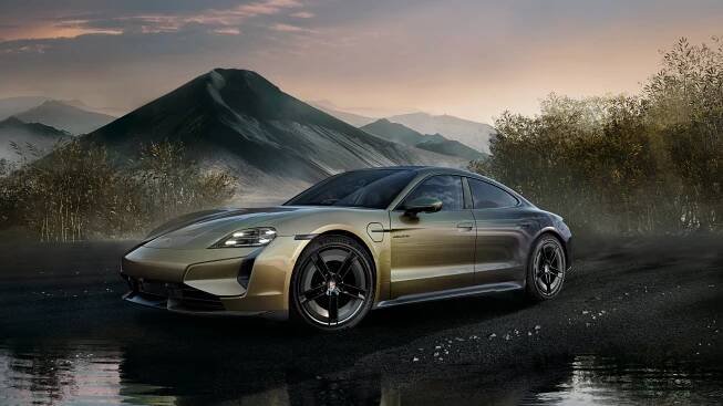 Porsche Taycan dostalo unikátní lak, který mění odstíny