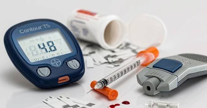 Hypoglykemie znamená nízkou hladinu cukru v krvi. Je to nejčastější komplikace při léčbě cukrovky