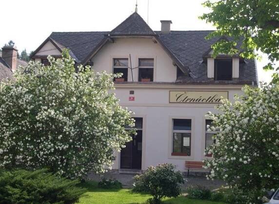 Penzion a klub Čtrnáctka | zarukakvalit.cz