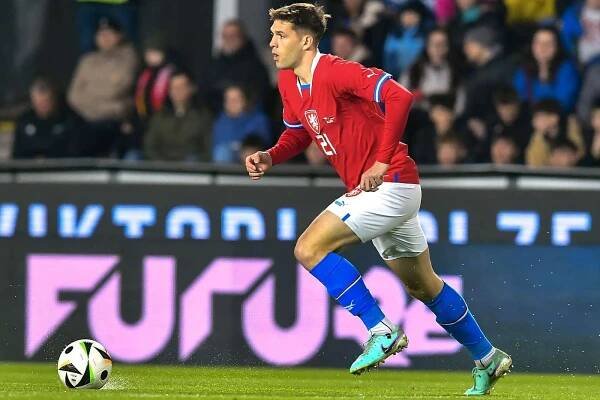 Nejlepší Hranáč s Barákem. Čtenáři hodnotili fotbalisty za duel s Arménií