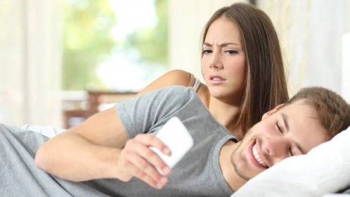 ŽENA-IN - I rok po rozchodu je můj partner denně v kontaktu se svou ex, tvrdí Šárka