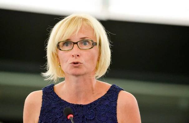 Hádka o Babiše. ‚Pokrytecky podporujete miliardáře,‘ kritizoval komunistku Konečnou europoslanec