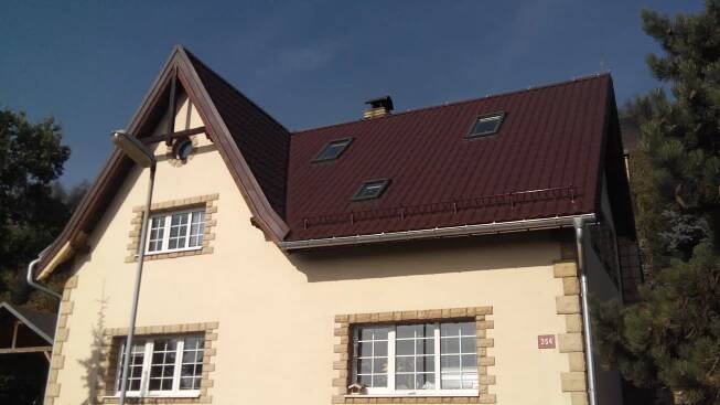 Rekonstrukce střechy rodinného domu včetně zateplení střechy Tisá 354 (2015)