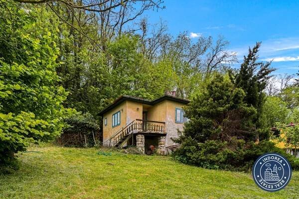 Chata s pozemkem, 1404 m2, Lounské podlesí, voda a elektřina, vedle lesa | Reality.iDNES.cz 