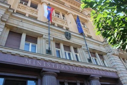 Návrh zákona o Slovenskej televízii a rozhlase: Vonku sú prvé detaily