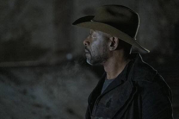 Živí mrtví: Počátek konce - Zlato - Z filmu - Lennie James