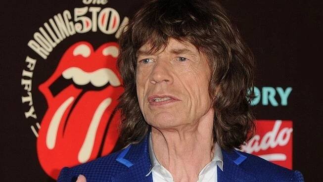 Konečně má důvod k radosti: Známý rocker se po záhadné sebevraždě partnerky dočkal pravnoučete - Super.cz