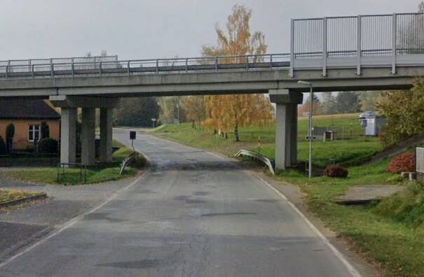Uzavírka mostu v Habrech začala. Kamiony musejí přes Chrudim