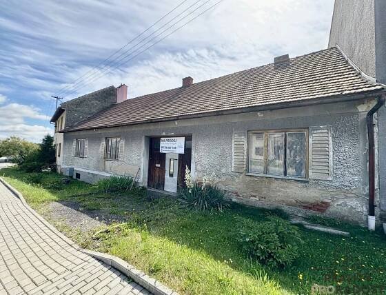 Prodej cihlového domu Loukov