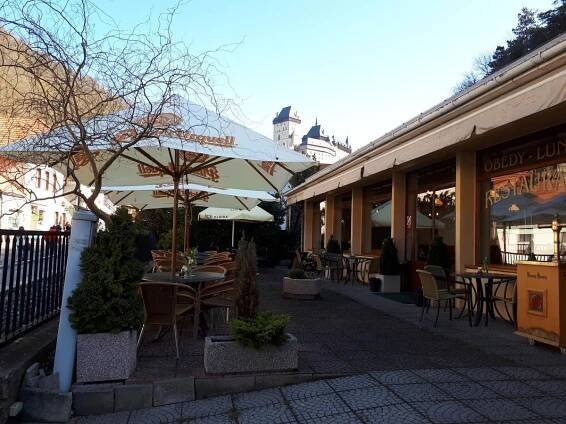 Pension a Restaurace Vyhlídka Karlštejn Exteriér fotografie