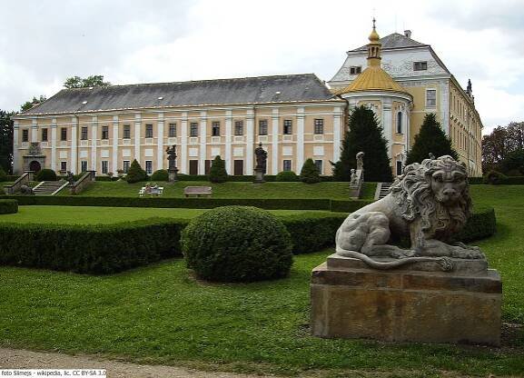 Zámek Lysá nad Labem - otevírací doba, akce, ubytování, prohlídky, vstupné, foto, počasí