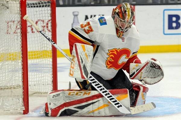 Rittich porážce Flames nezabránil, David Kämpf se nevešel do sestavy
