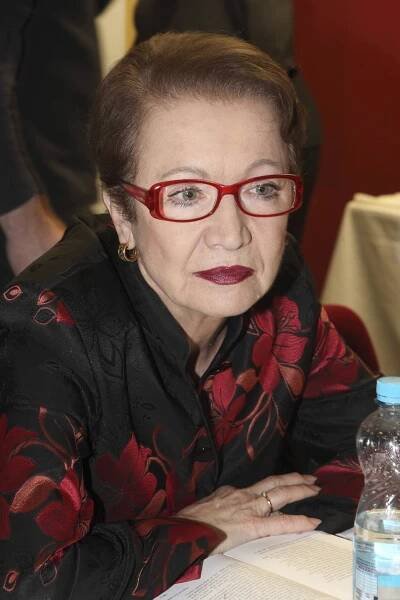Prokletí rakoviny nad Hanou Maciuchovou (†75): Zabila jí dva muže, pak s ní bojovala sama