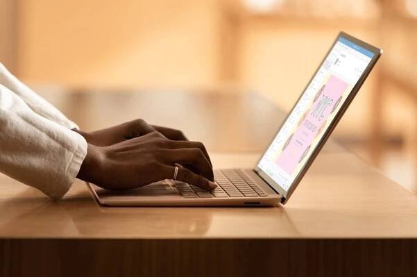 Notebook Microsoft Surface Laptop 3 15" (V4G-00008) stříbrný | DATART