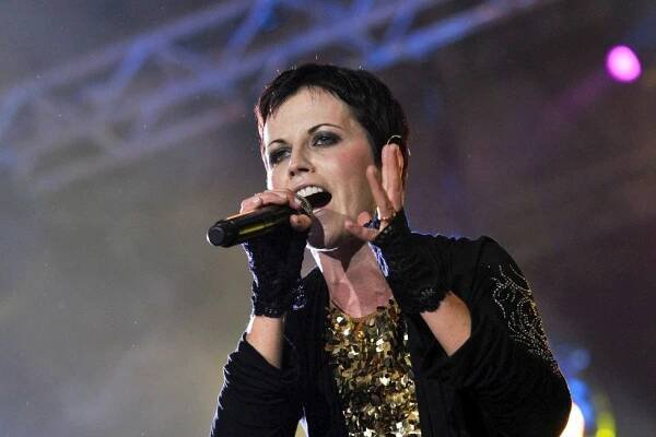 Záhada smrti Dolores z The Cranberries vyřešena! Zabil ji chlast