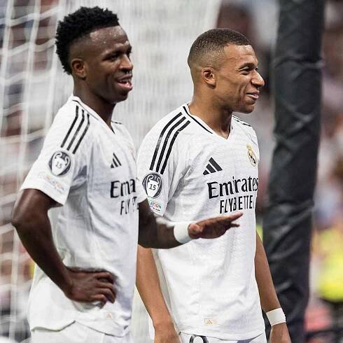 Vinicius Junior makes Kylian Mbappe demand in Real Madrid contract talks