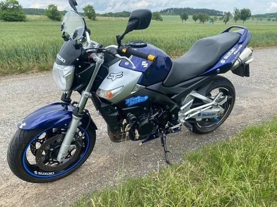 Suzuki GSR 600 - Beroun